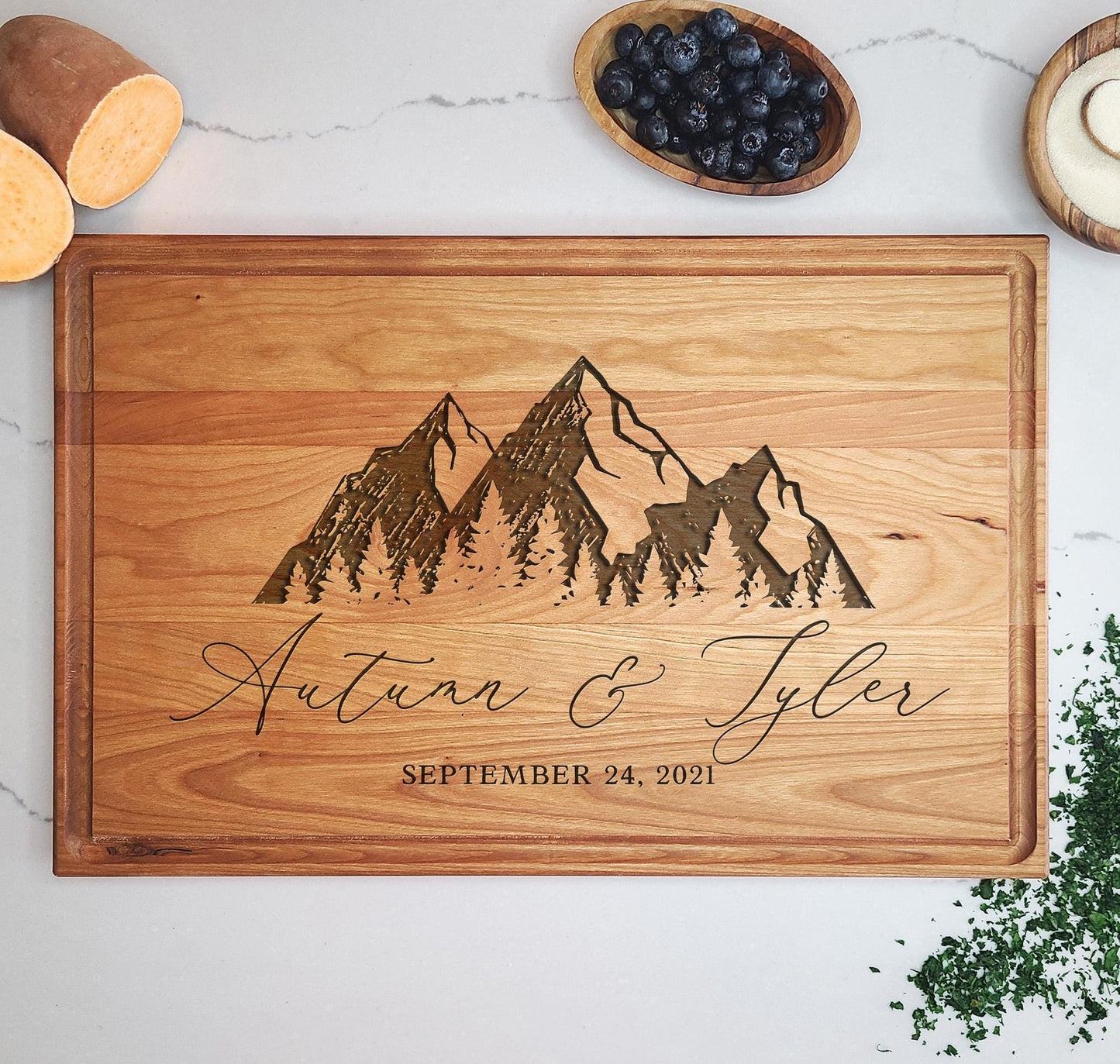 Engraved mountain hardwood cutting board
